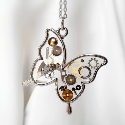 Pandantiv fluture steampunk cu piese de ceas și lanț inox ・FLY・