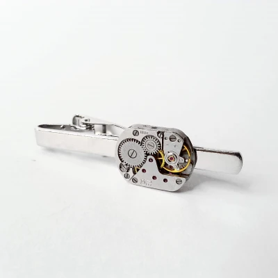 Ac de cravată steampunk din mecanisme ceas cu rubine încrustate • MEDIO • 