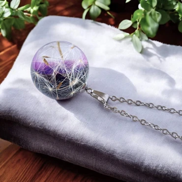Pandantiv semi-sferă 25mm cu Păpădie în rășină • HALF PURPLE • Oțel Inoxidabil