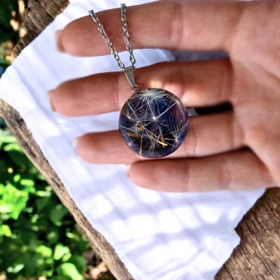 Pandantiv semi-sferă 25mm cu Păpădie în rășină • HALF PURPLE • Oțel Inoxidabil