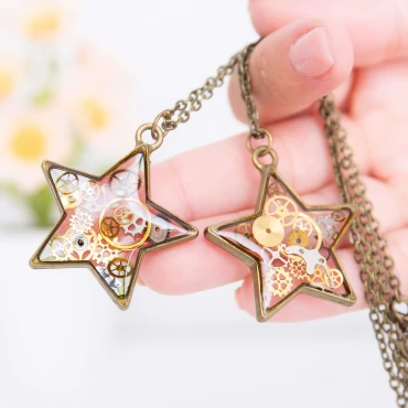 Pandantiv stea steampunk cu piese de ceas • I SEE STARS • Bronz