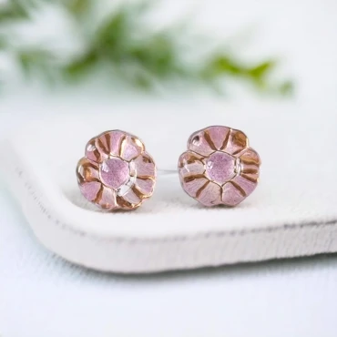 Cercei mini cu șurub, floare din rașină • PINK FLORA • Oțel Inoxidabil